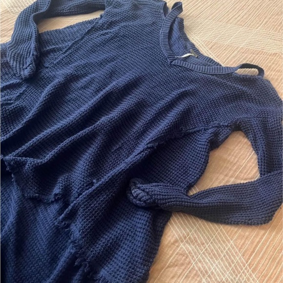 Free people cold shoulder sweater - Picture 5 of 6